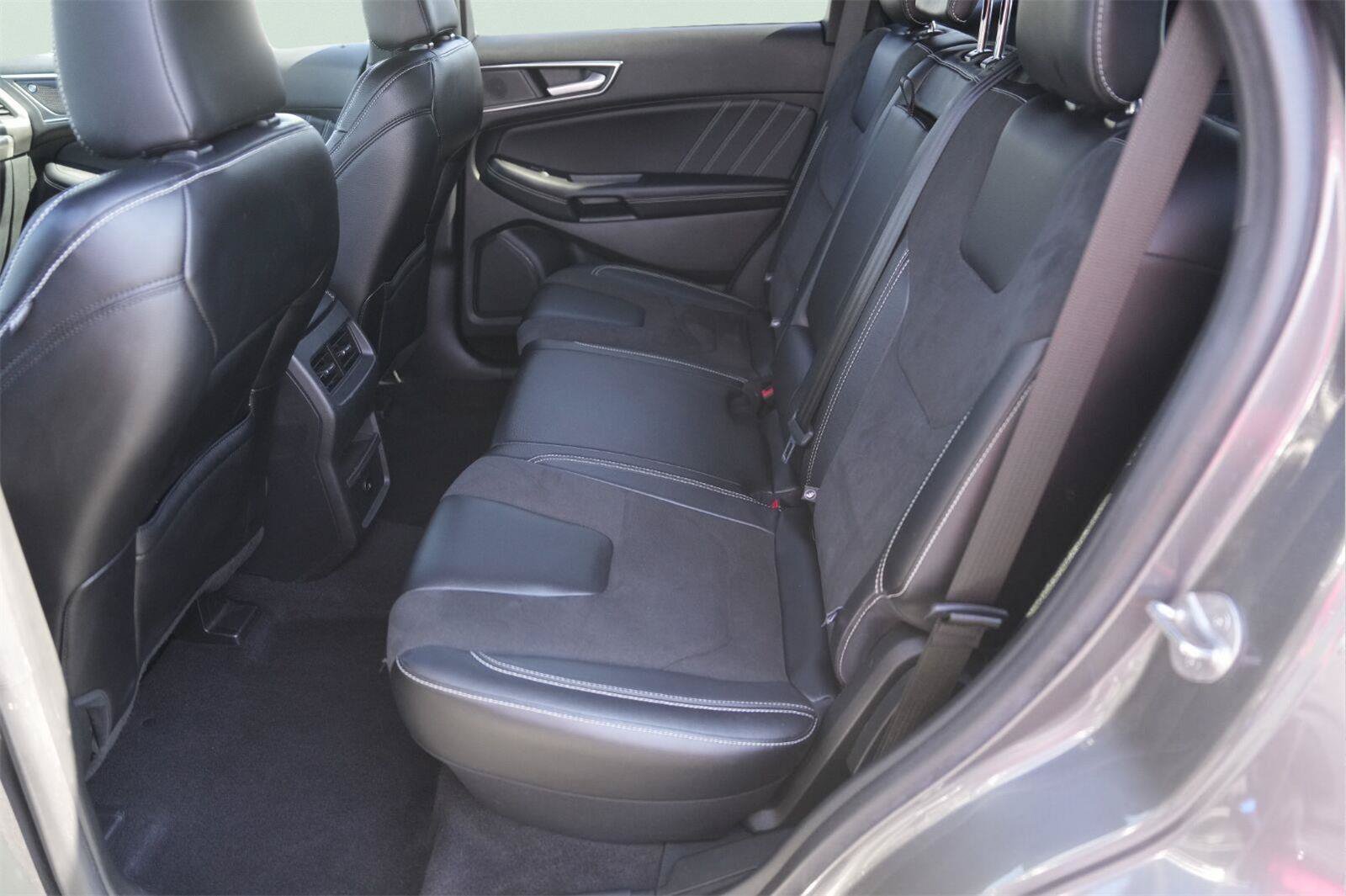 Used 2023 Ford Edge ST AWD/4WD image 12
