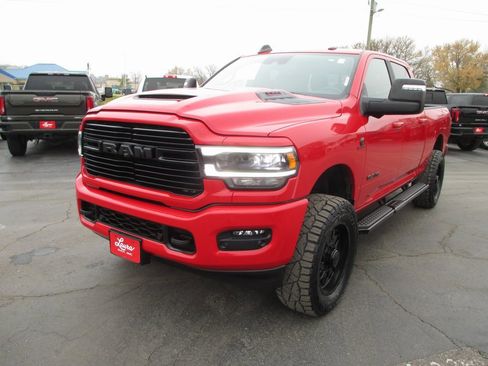 Used 2024 RAM 3500 Laramie w/ Night Edition image 10