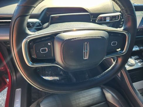 Used 2024 Lincoln Nautilus Reserve w/ Equipment Group 202A image 23