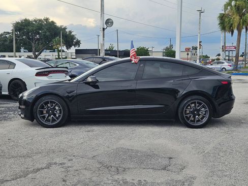 Used 2022 Tesla Model 3 Standard Range RWD image 4