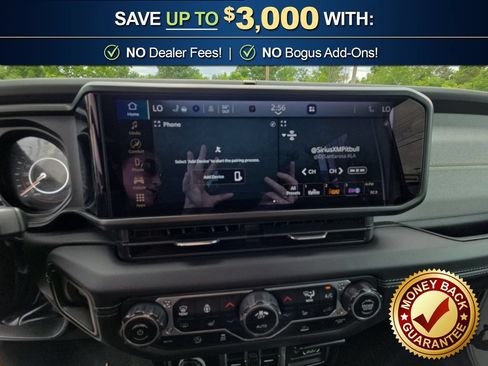 Used 2025 Jeep Wrangler Unlimited Sahara AWD/4WD image 26