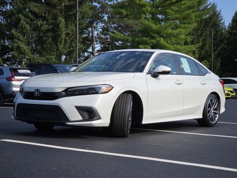 Certified 2024 Honda Civic Touring image 20