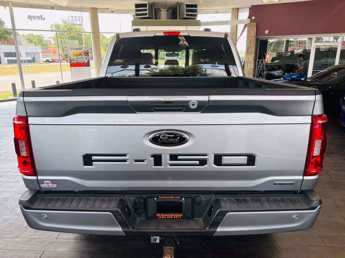 Used 2022 Ford F150 XLT w/ Equipment Group 302A High AWD/4WD image 8