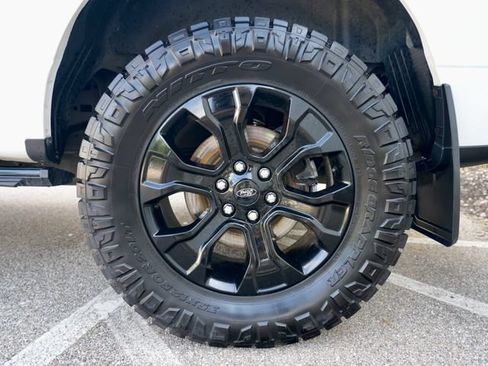 Used 2023 Ford F150 Platinum w/ Equipment Group 701A High AWD/4WD image 40