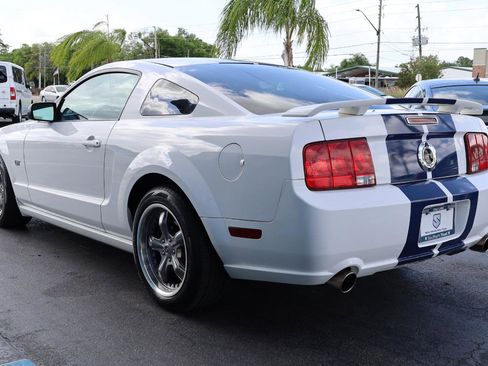 Used 2006 Ford Mustang GT Premium image 3