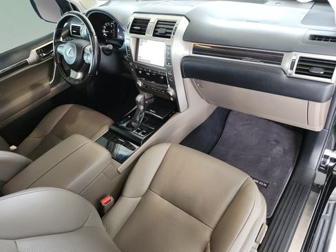 Used 2021 Lexus GX 460 Premium w/ Premium Package AWD/4WD image 21