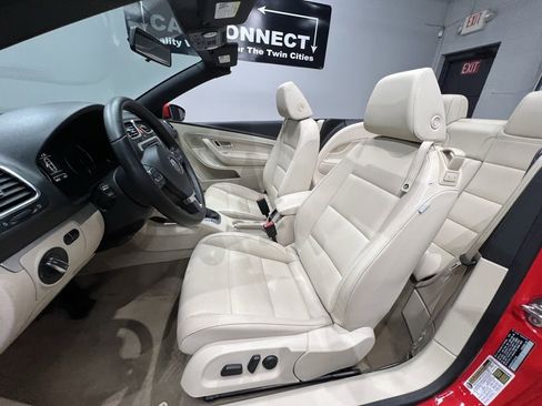 Used 2015 Volkswagen Eos Komfort image 25