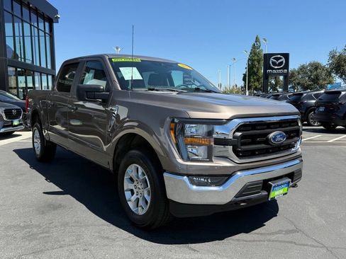 Used 2023 Ford F150 XLT AWD/4WD image 2