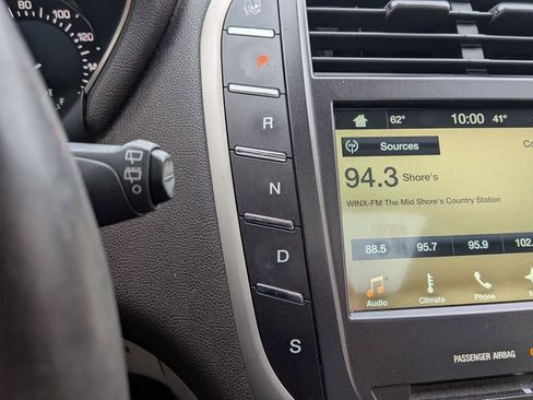 Used 2016 Lincoln MKC Select w/ Select Plus Package image 18