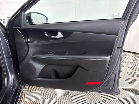 Used 2023 Kia Forte GT-Line FWD image 29