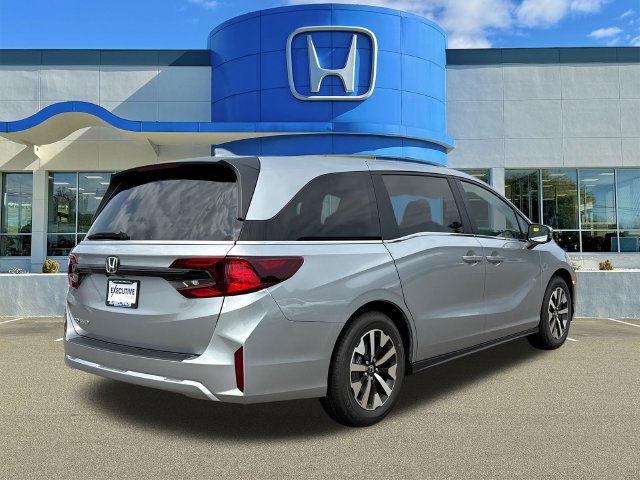 New 2026 Honda Odyssey EX-L image 2
