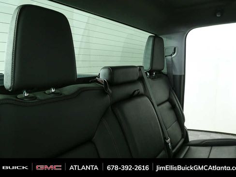 Used 2025 GMC Sierra 1500 SLT image 20