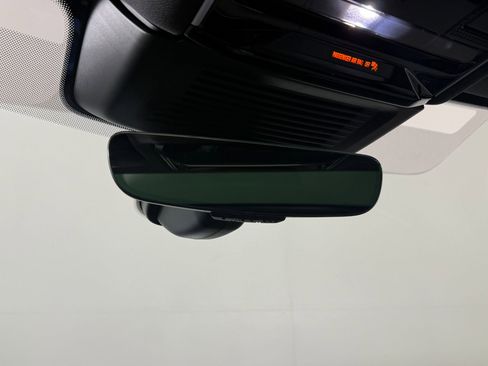 Used 2023 Land Rover Range Rover Sport SE AWD/4WD image 19