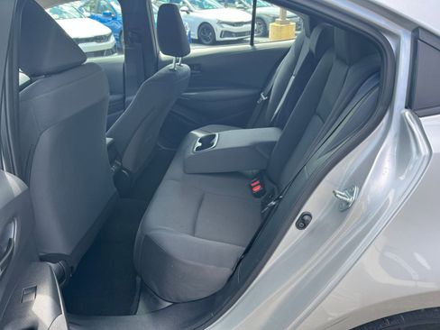 Used 2025 Toyota Corolla LE image 21