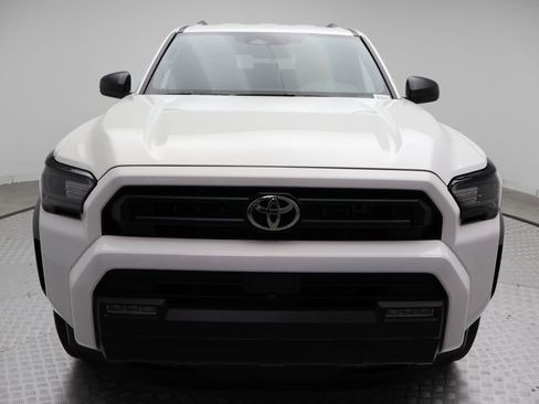 Used 2025 Toyota 4Runner SR5 image 5