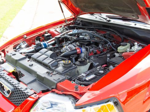 Used 2001 Ford Mustang GT RWD image 3