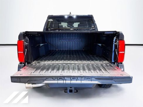 Used 2025 Toyota Tacoma TRD Off-Road AWD/4WD image 26