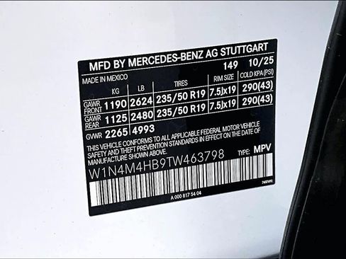 New 2026 Mercedes-Benz GLB 250 4MATIC image 13