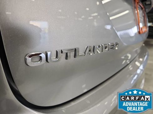 Used 2022 Mitsubishi Outlander SEL FWD image 36