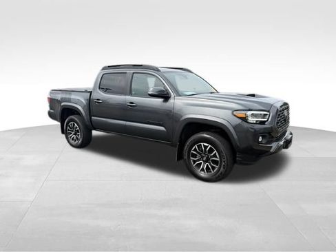 Used 2023 Toyota Tacoma TRD Sport AWD/4WD image 10
