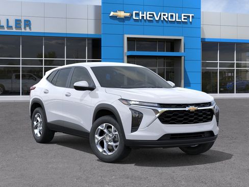 New 2026 Chevrolet Trax LS w/ LS Convenience Package FWD image 43