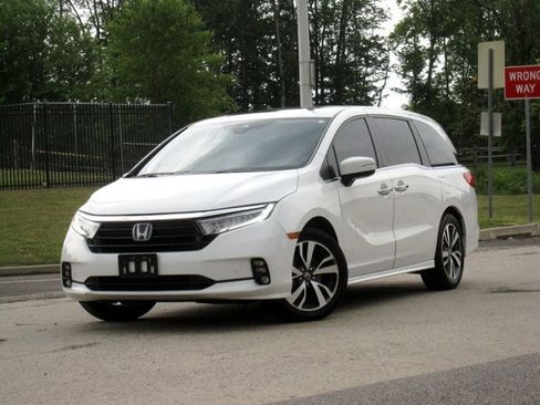 Used 2022 Honda Odyssey Touring image 3