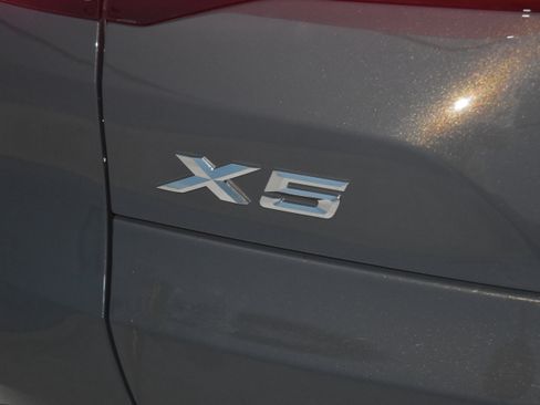 New 2026 BMW X5 xDrive40i w/ Executive Package image 26