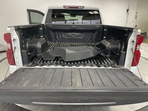 Used 2023 Chevrolet Silverado 1500 LT image 25