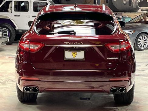 Used 2017 Maserati Levante S AWD/4WD image 6
