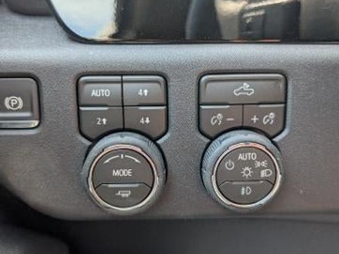 New 2026 Chevrolet Silverado 1500 RST w/ All Star Edition Plus AWD/4WD image 14