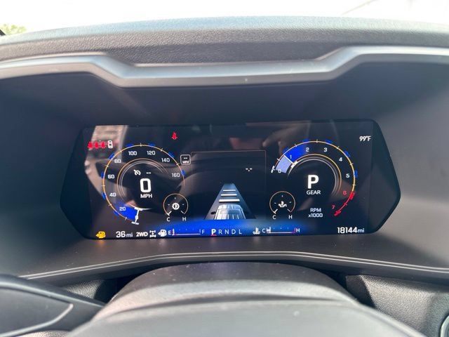 Used 2025 Chevrolet Colorado Trail Boss AWD/4WD image 17