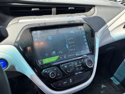 Used 2017 Chevrolet Bolt LT FWD image 20