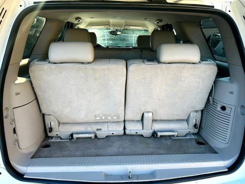 Used 2011 Chevrolet Tahoe LT image 17