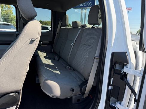 Used 2019 Ford F150 XLT w/ Trailer Tow Package RWD image 18