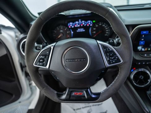 Used 2019 Chevrolet Camaro SS RWD image 34