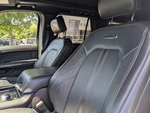 Used 2023 Ford Expedition Platinum AWD/4WD image 13