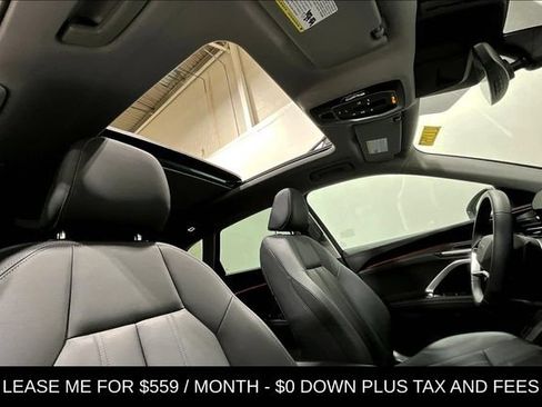Certified 2025 Audi Q5 Premium w/ Convenience Package AWD/4WD image 16
