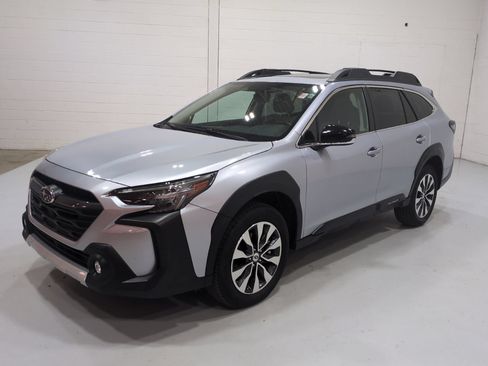 Used 2024 Subaru Outback Limited AWD/4WD image 7
