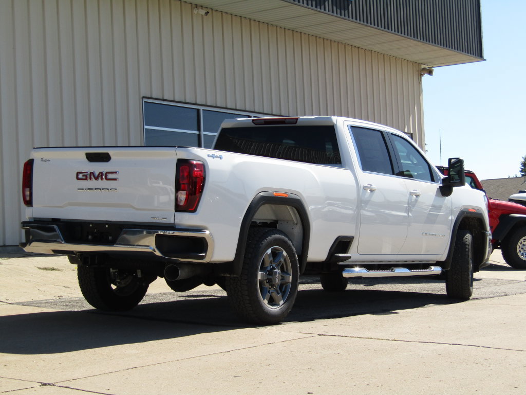 New 2026 GMC Sierra 2500 SLE AWD/4WD image 3