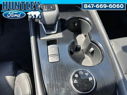 Used 2024 Nissan Rogue Platinum w/ Platinum Premium Package AWD/4WD image 24