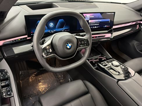Certified 2026 BMW 530i RWD image 4