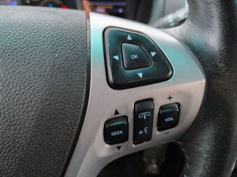 Used 2013 Ford Explorer XLT FWD image 24