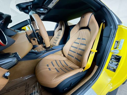 Certified 2022 Ferrari 812 GTS RWD image 9