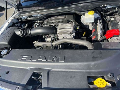 Used 2020 RAM 1500 Laramie w/ Off Road Group image 38