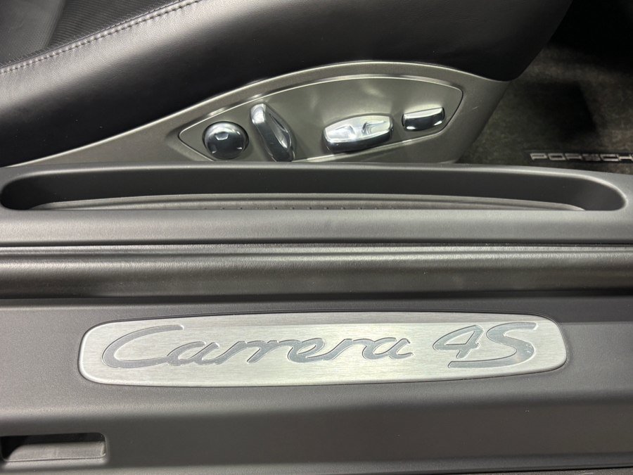 Used 2013 Porsche 911 Carrera 4S AWD/4WD image 35