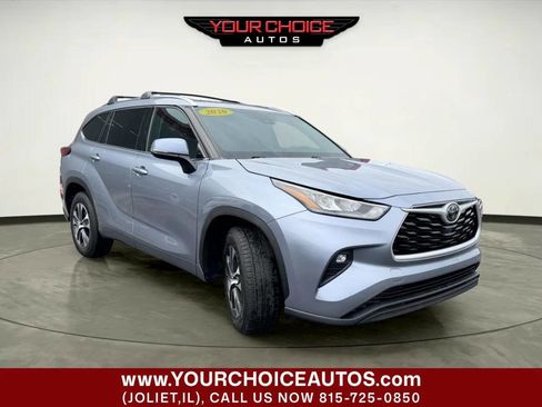 Used 2020 Toyota Highlander XLE FWD image 14