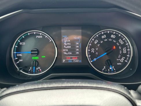 Used 2021 Toyota RAV4 XLE w/ Convenience Package AWD/4WD image 34