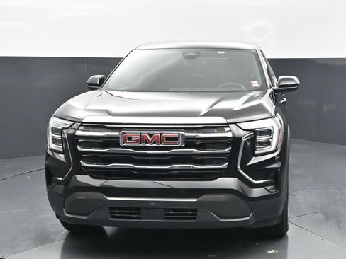 Used 2025 GMC Terrain Elevation AWD/4WD image 8