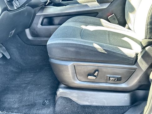 Used 2019 RAM 2500 Big Horn image 19