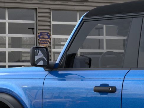 New 2025 Ford Bronco 4-Door image 22